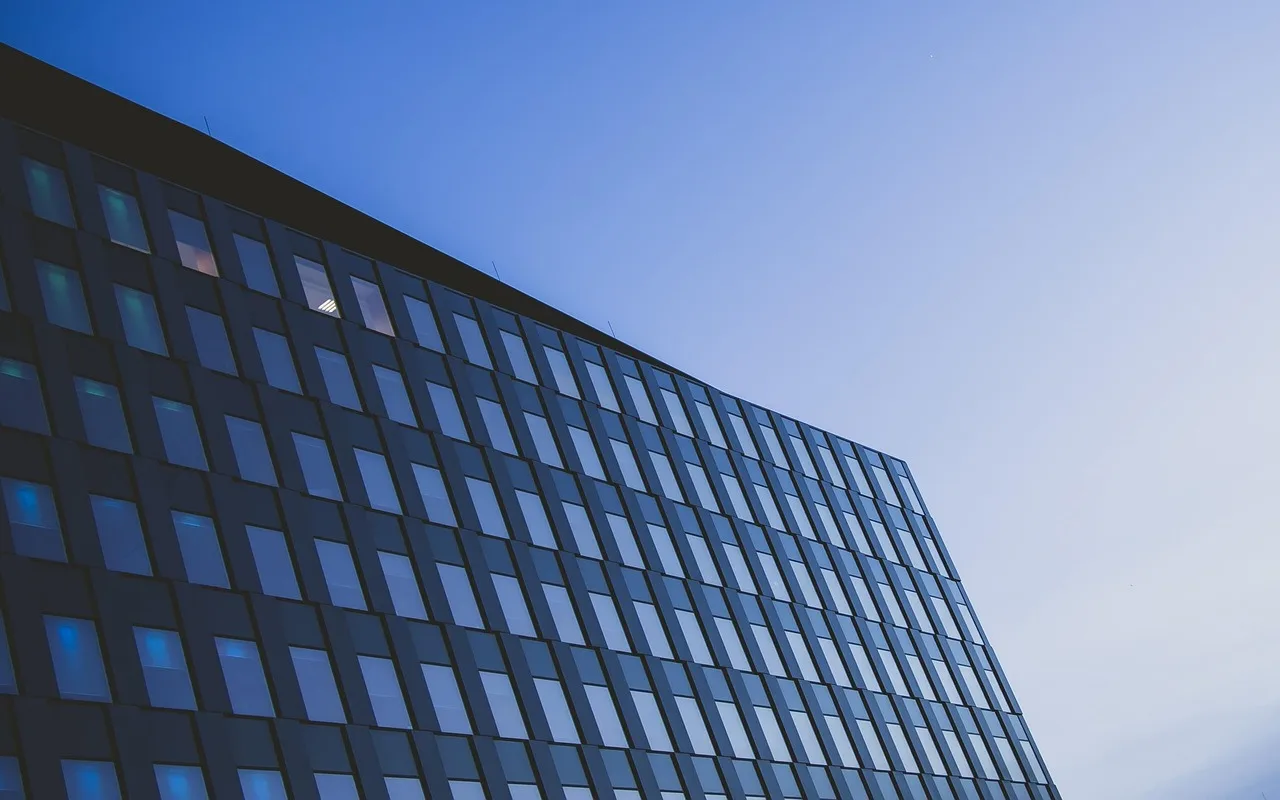 glas, byggnad, stad, modern, kontor, arkitektur, företag, urban, modern byggnad, fönster, konstruktion, business building, kontorsbyggnad, design, strukturera, företags, kommersiella byggnader, centrum, kommersiellt byggande, blå office, blå konstruktion, blått fönster, blå företag
